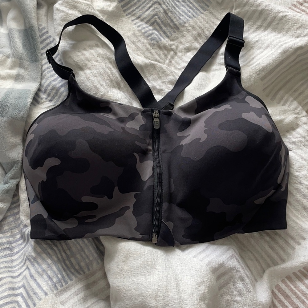 Sports bra